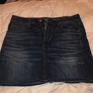 American eagle denim skirt!
